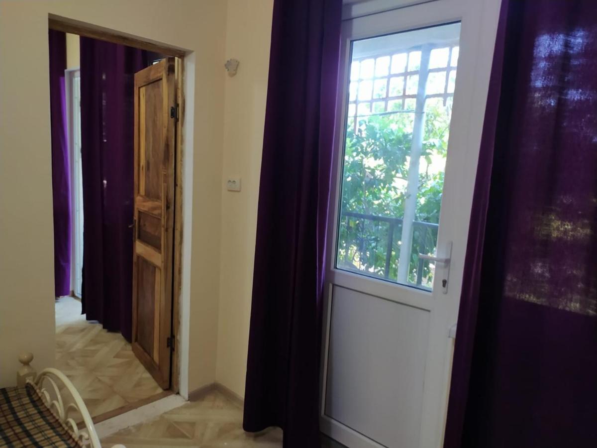 Inzhir Guest House New Athos Exterior photo